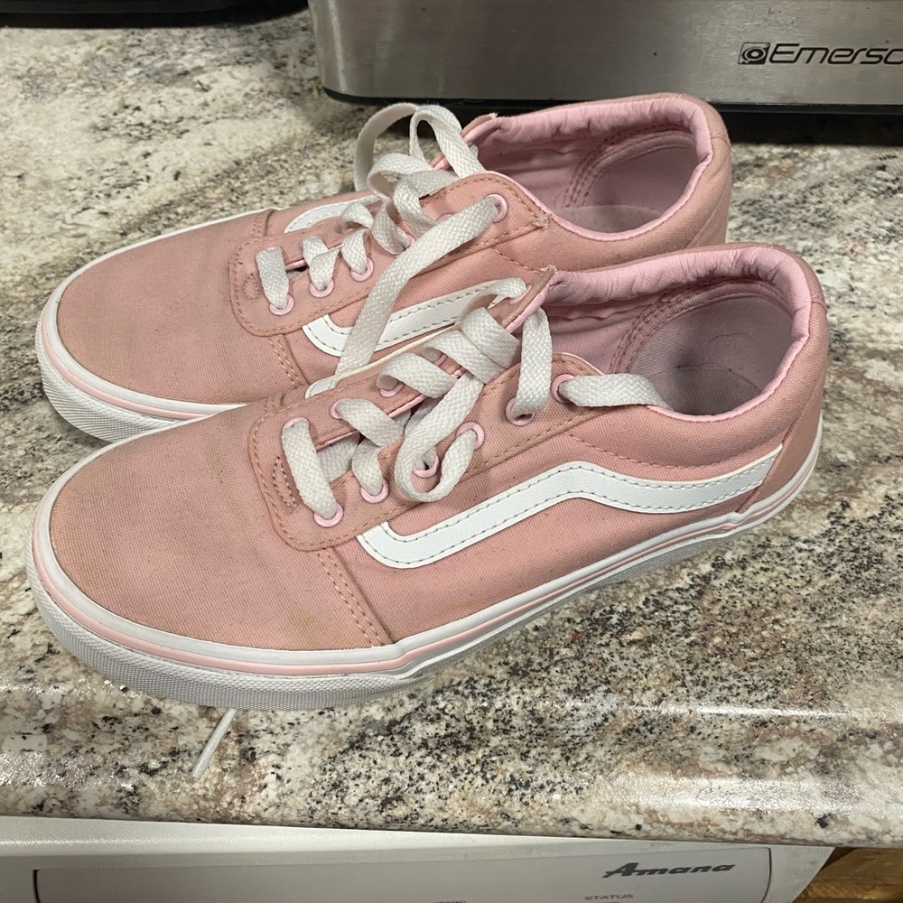 Girls pink Vans